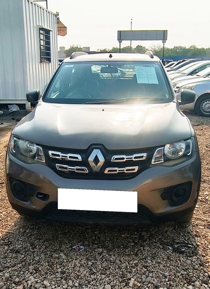 Second-hand 2017 Renault KWID 1.0 RXL for sale in Ahmedabad