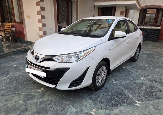 Second-hand 2021 Toyota Yaris J CVT for sale in New Delhi