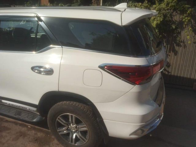 Second-hand 2018 Toyota Fortuner 2.8 2WD AT BSIV for sale in Panchkula-7