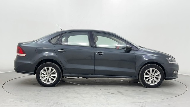 Second-hand 2016 Volkswagen Vento 1.2 TSI Highline BSIV for sale in Pune-2