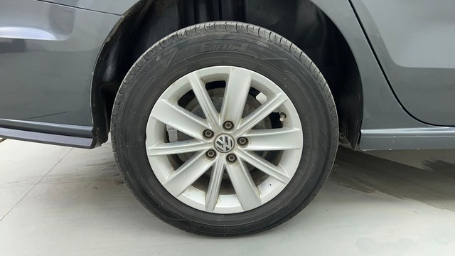 Second-hand 2016 Volkswagen Vento 1.2 TSI Highline BSIV for sale in Pune-18