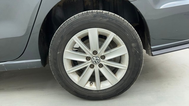 Second-hand 2016 Volkswagen Vento 1.2 TSI Highline BSIV for sale in Pune-19