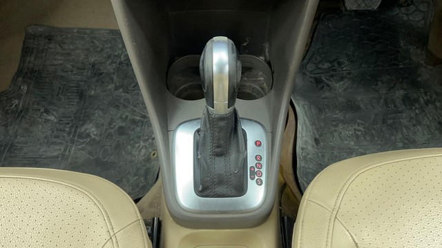 Second-hand 2016 Volkswagen Vento 1.2 TSI Highline BSIV for sale in Pune-12