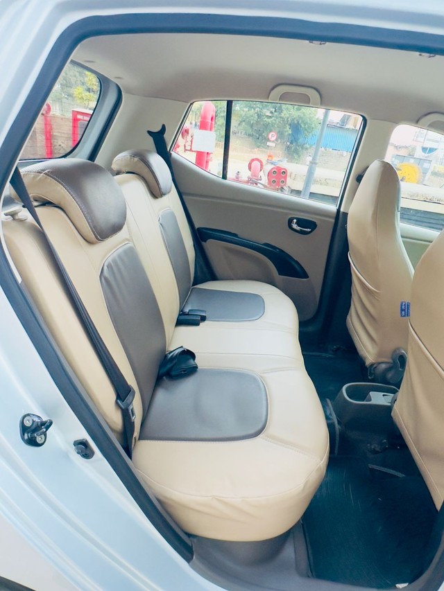 Second-hand 2012 Hyundai i10 Sportz 1.1L for sale in Bangalore-6