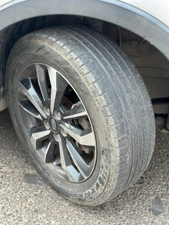 Second-hand 2019 Mahindra XUV300 W8 Option BSVI for sale in Ghaziabad-3