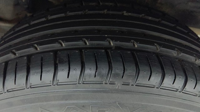 Second-hand 2019 Toyota Corolla Altis Petrol LE for sale in Noida-24