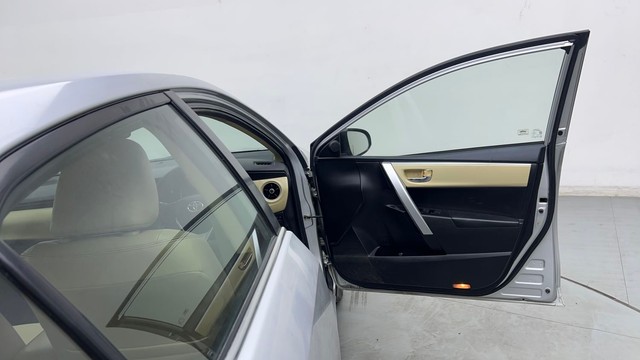 Second-hand 2019 Toyota Corolla Altis Petrol LE for sale in Noida-16