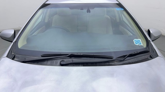 Second-hand 2019 Toyota Corolla Altis Petrol LE for sale in Noida-10