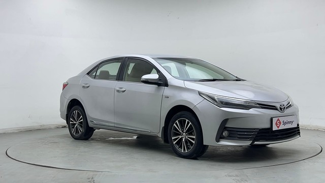 Second-hand 2019 Toyota Corolla Altis Petrol LE for sale in Noida-1