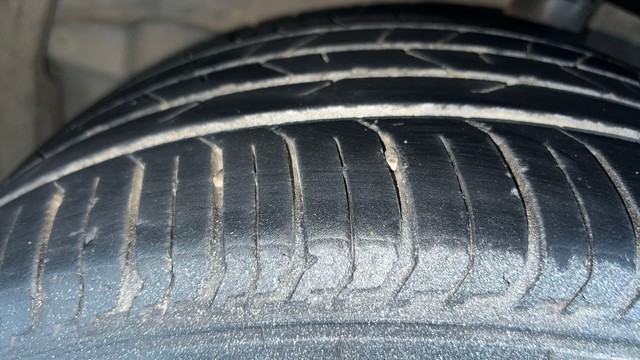 Second-hand 2019 Toyota Corolla Altis Petrol LE for sale in Noida-34