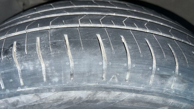 Second-hand 2015 Hyundai Creta 1.6 EX Petrol for sale in Coimbatore-35