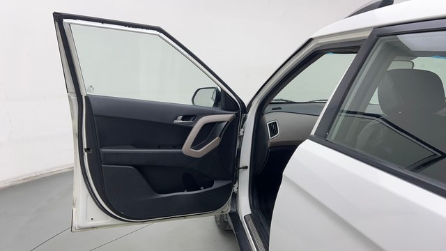 Second-hand 2015 Hyundai Creta 1.6 EX Petrol for sale in Coimbatore-31