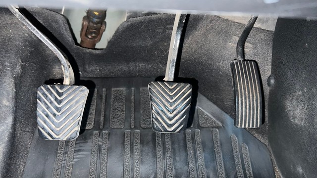 Second-hand 2015 Hyundai Creta 1.6 EX Petrol for sale in Coimbatore-14