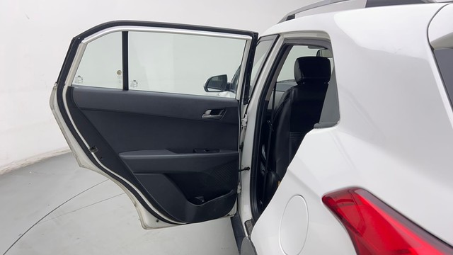 Second-hand 2015 Hyundai Creta 1.6 EX Petrol for sale in Coimbatore-32