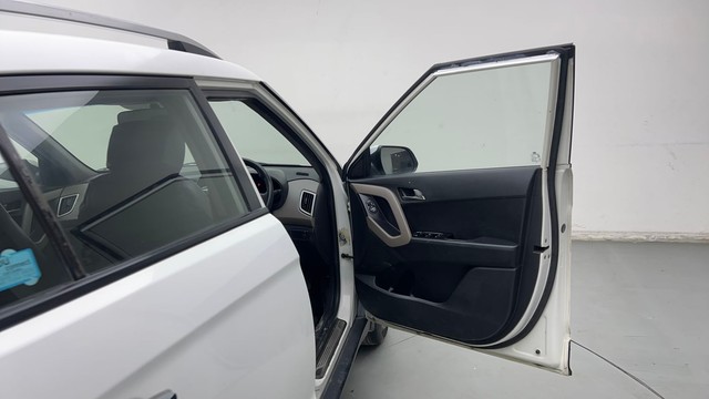 Second-hand 2015 Hyundai Creta 1.6 EX Petrol for sale in Coimbatore-16