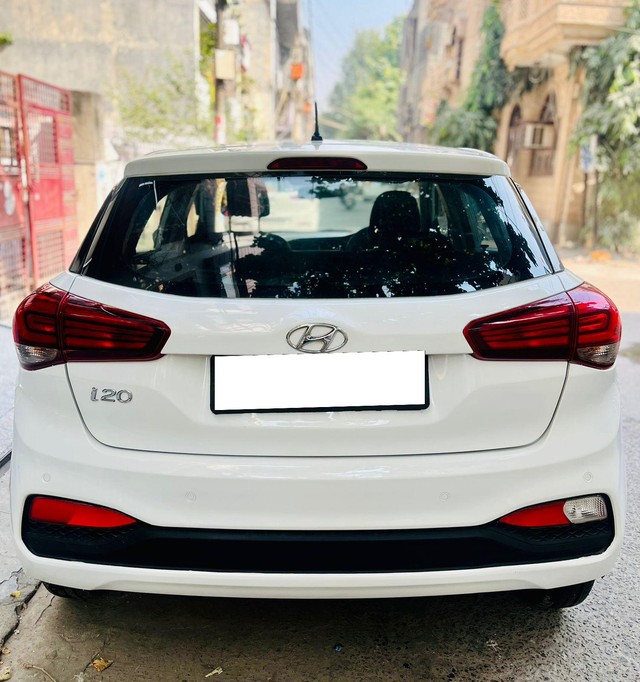 Second-hand 2020 Hyundai i20 Magna Plus BSIV for sale in New Delhi