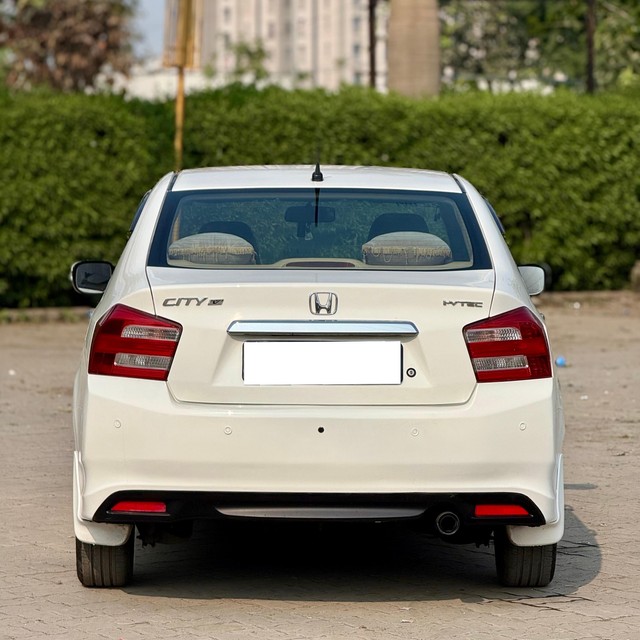 Second-hand 2013 Honda City V AT for sale in Surat