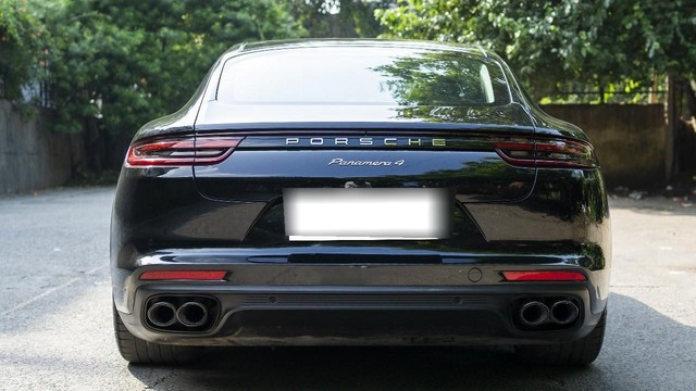Second-hand 2020 Porsche Panamera 4 for sale in New Delhi-1