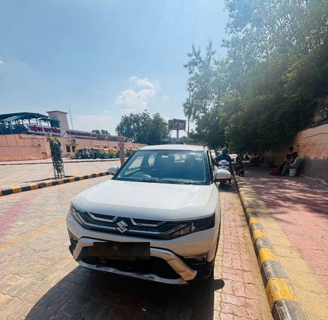 Second-hand 2023 Maruti Brezza Vxi CNG for sale in Jodhpur-4