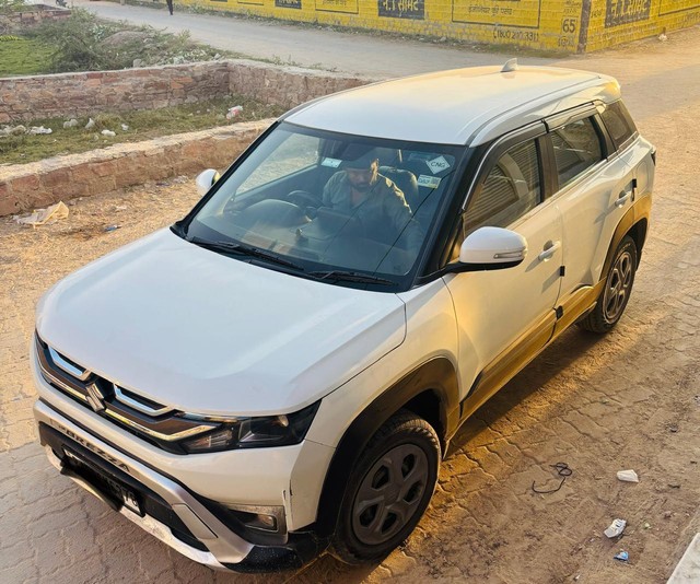 Second-hand 2023 Maruti Brezza Vxi CNG for sale in Jodhpur-3