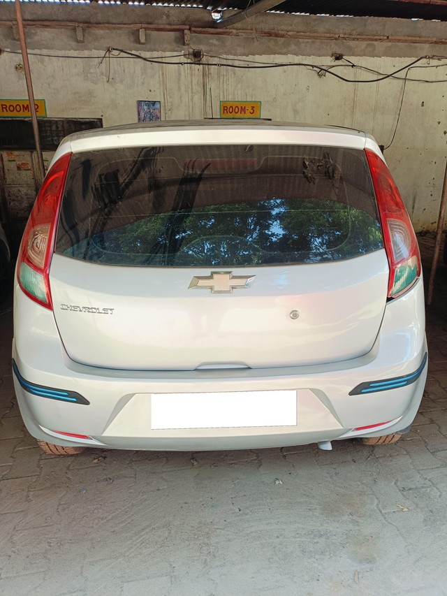 Second-hand 2012 Chevrolet Sail Hatchback Diesel for sale in Hathras-3