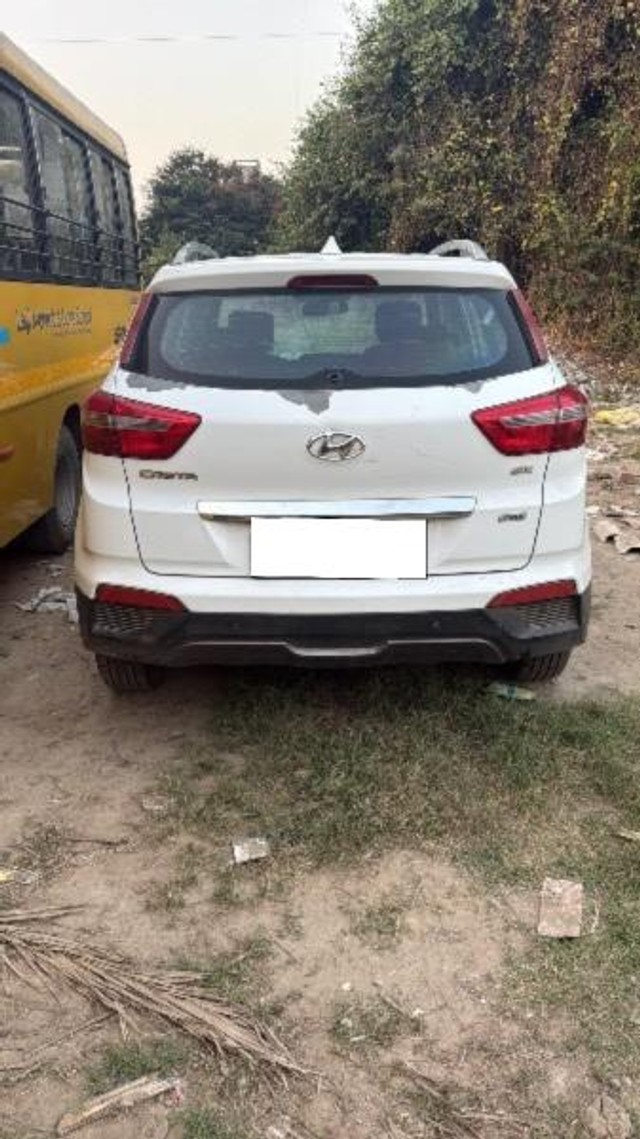 Second-hand 2016 Hyundai Creta 1.6 CRDi SX for sale in Ahmedabad-5