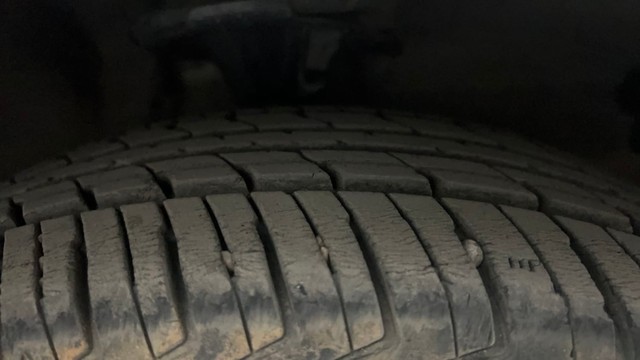 Second-hand 2014 Hyundai i10 Sportz 1.1L for sale in Hyderabad-23