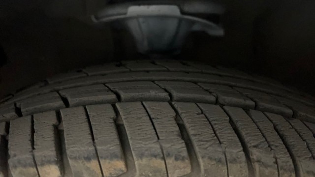 Second-hand 2014 Hyundai i10 Sportz 1.1L for sale in Hyderabad-26