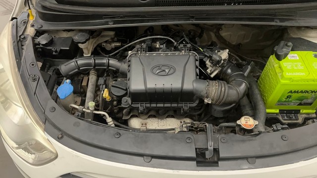 Second-hand 2014 Hyundai i10 Sportz 1.1L for sale in Hyderabad-38