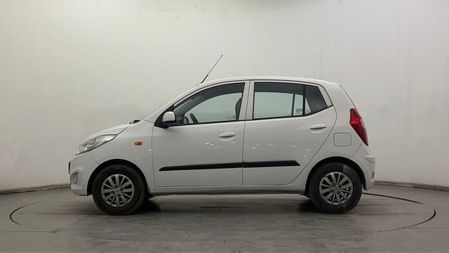 Second-hand 2014 Hyundai i10 Sportz 1.1L for sale in Hyderabad-6