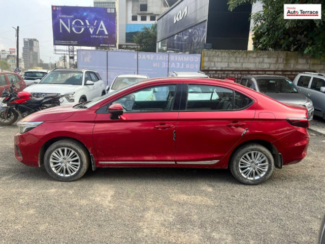 Second-hand 2021 Honda City V MT for sale in Pune-16