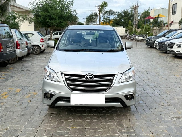 Second-hand 2014 Toyota Innova 2.5 Z Diesel 7 Seater BS IV for sale in Rajkot-2