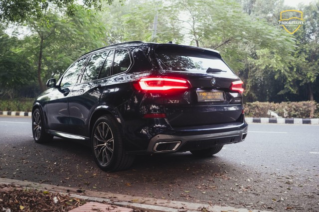 Second-hand 2022 BMW X5 xDrive 40i M Sport for sale in New Delhi-5