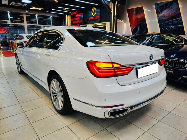 BMW 7 Series 730Ld DPE Signature Second-hand 2017 BMW 7 Series 730Ld DPE Signature for sale in Thane-6