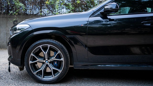 Second-hand 2021 BMW X6 Xdrive40i M Sport for sale in New Delhi-6