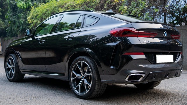 Second-hand 2021 BMW X6 Xdrive40i M Sport for sale in New Delhi-3