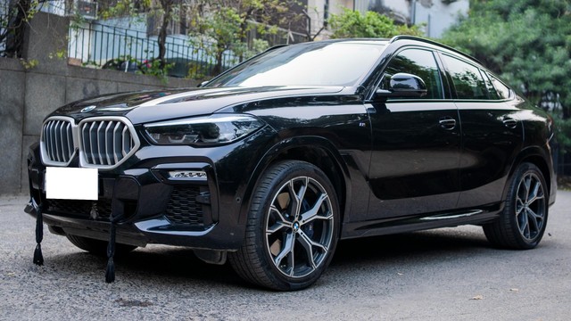Second-hand 2021 BMW X6 Xdrive40i M Sport for sale in New Delhi-4