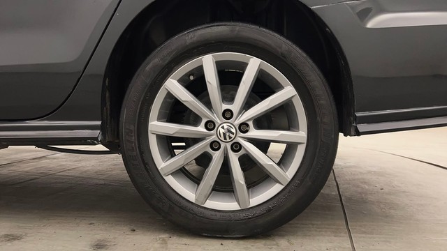 Second-hand 2022 Volkswagen Vento 1.0 TSI Highline Plus AT for sale in Chandigarh-19