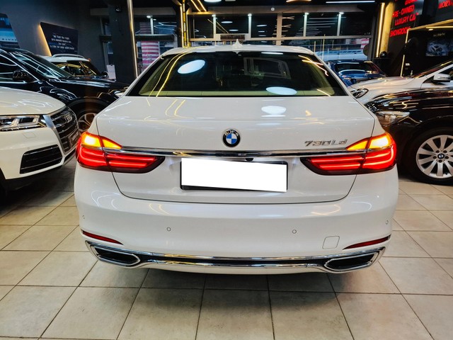 Second-hand 2017 BMW 7 Series 730Ld DPE Signature for sale in Pune-1