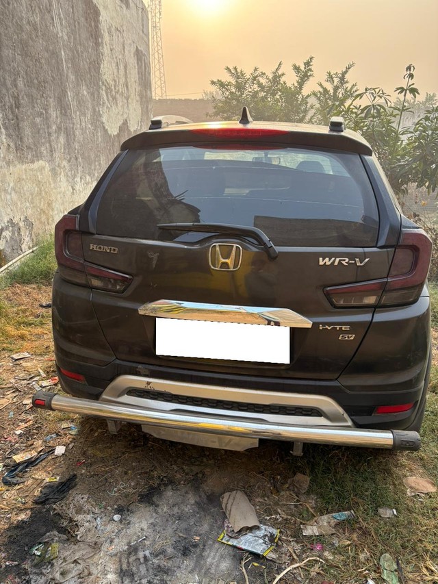 Second-hand 2022 Honda WR-V VX for sale in Meerut-2
