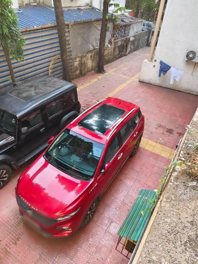 Second-hand 2020 MG Hector Plus Sharp Hybrid MT for sale in Mumbai-2