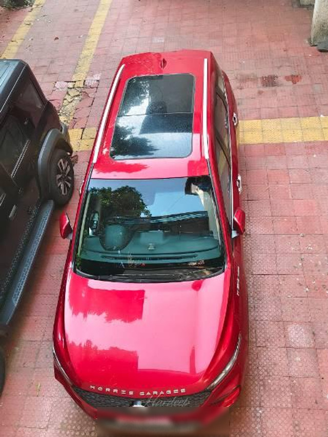 Second-hand 2020 MG Hector Plus Sharp Hybrid MT for sale in Mumbai-1