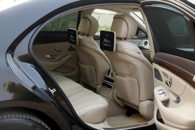 Second-hand 2016 Mercedes-Benz S-Class S400 for sale in New Delhi-22