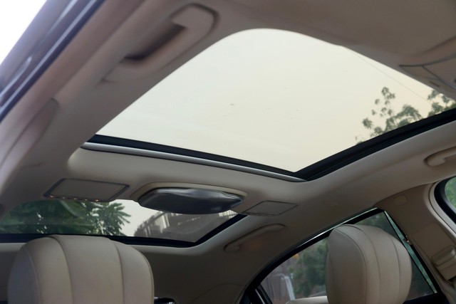 Second-hand 2016 Mercedes-Benz S-Class S400 for sale in New Delhi-26