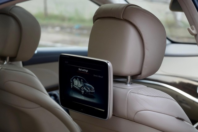 Second-hand 2016 Mercedes-Benz S-Class S400 for sale in New Delhi-24