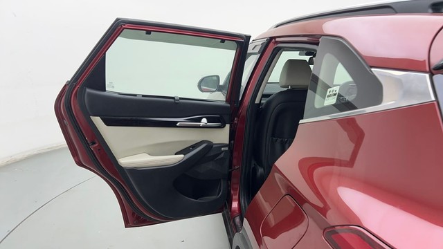 Second-hand 2019 Kia Seltos GTX Plus for sale in Ghaziabad-28