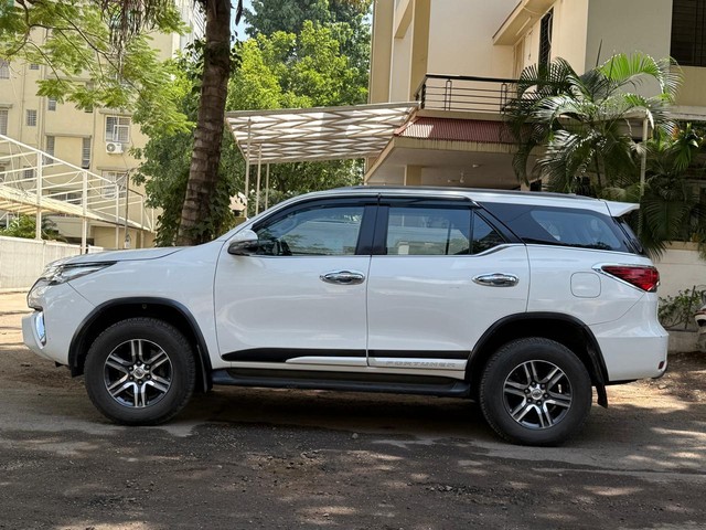 Second-hand 2017 Toyota Fortuner 2.8 2WD AT BSIV for sale in Nashik