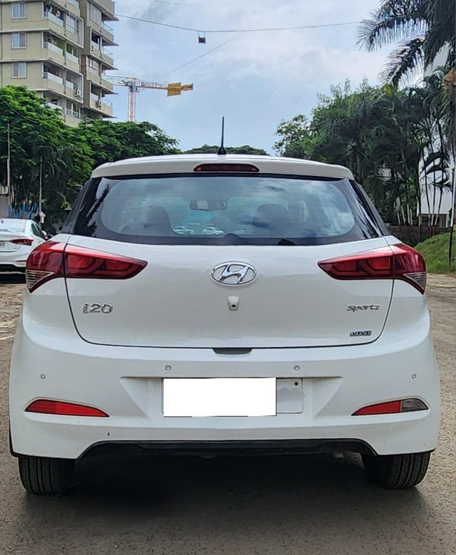 Second-hand 2015 Hyundai i20 Sportz 1.2 for sale in Nashik-2
