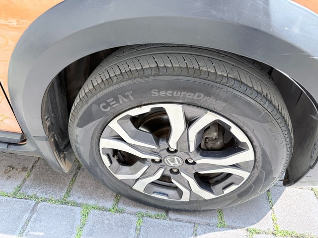 Second-hand 2017 Honda WR-V i-VTEC VX for sale in Thane-7