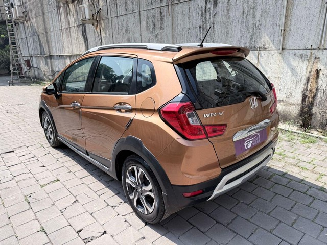 Second-hand 2017 Honda WR-V i-VTEC VX for sale in Thane-2